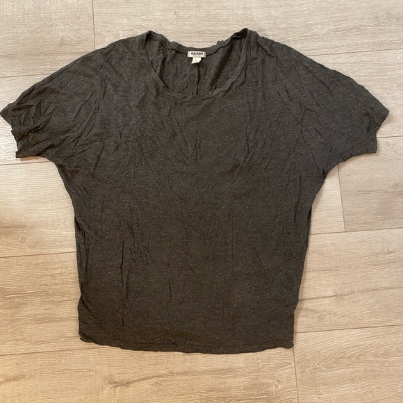 Old Navy T-Shirt (size L) - Picture 1 of 2